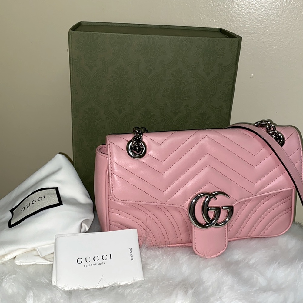 GG Marmont Small Shoulder Bag